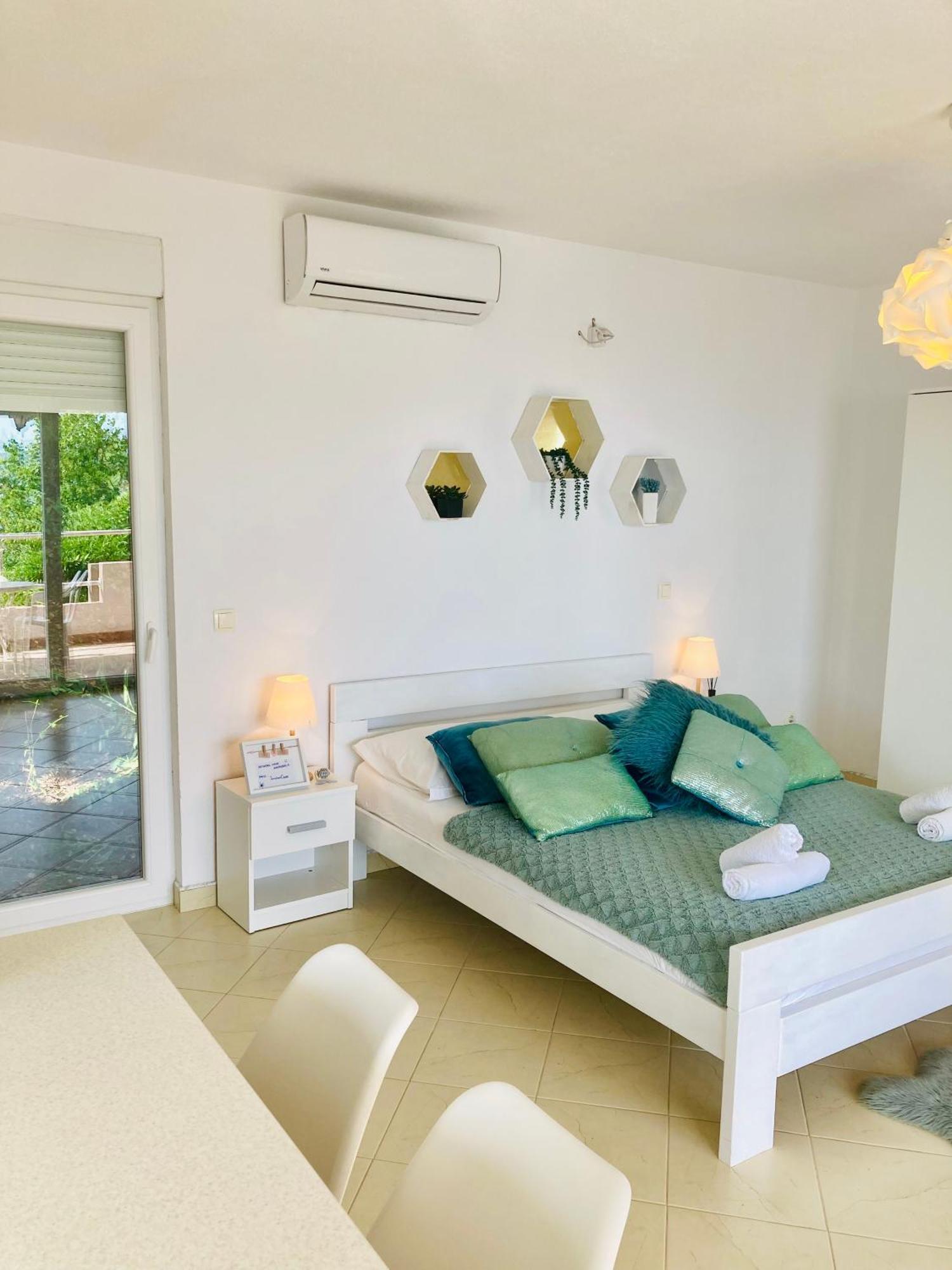 Apartments Jurakovic ซิโวกอสเชีย ภายนอก รูปภาพ